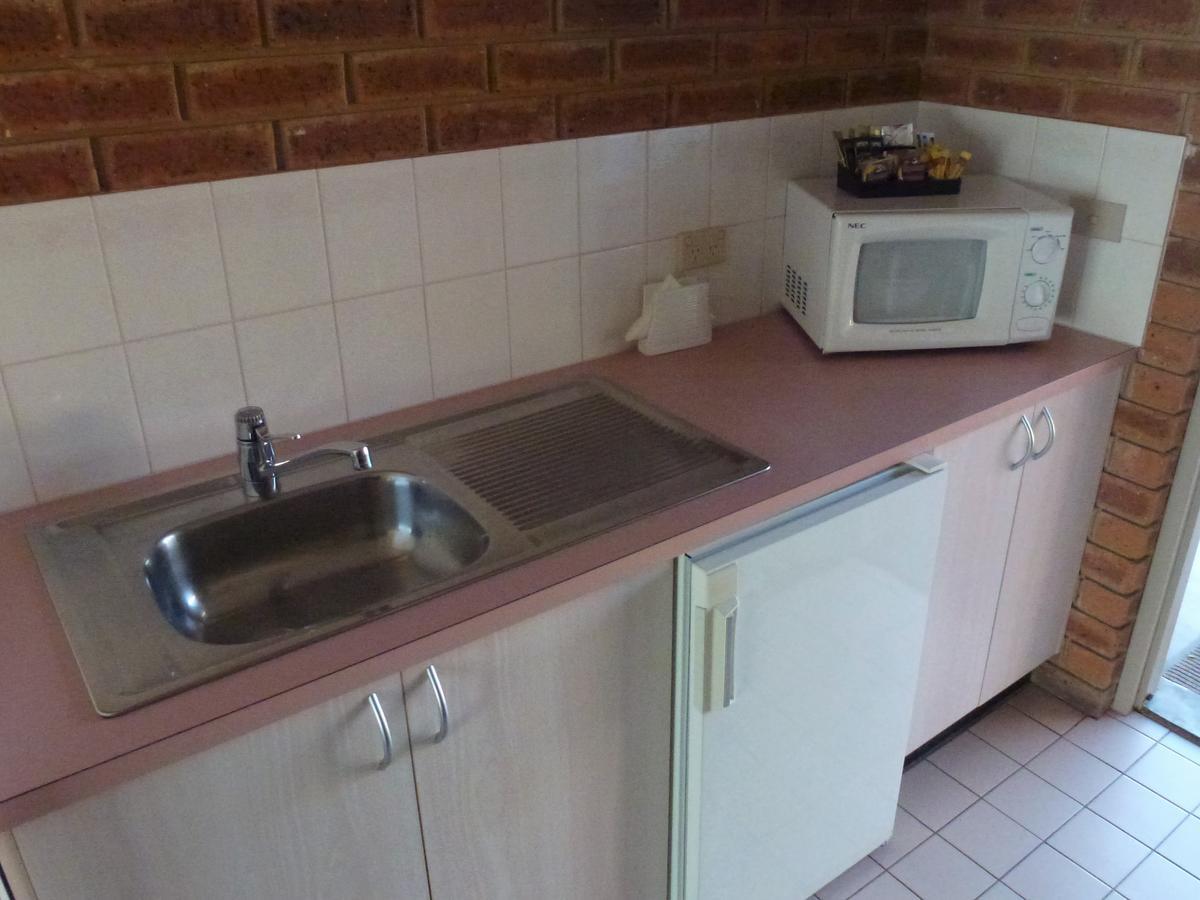 Colonial Motor Inn Bairnsdale Golden Chain Property Екстер'єр фото