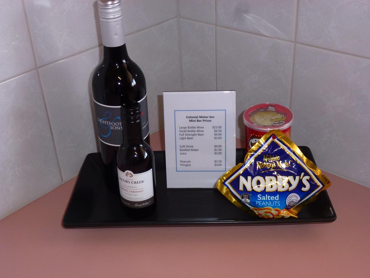Colonial Motor Inn Bairnsdale Golden Chain Property Екстер'єр фото