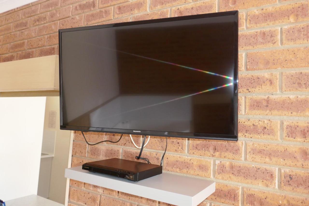 Colonial Motor Inn Bairnsdale Golden Chain Property Екстер'єр фото